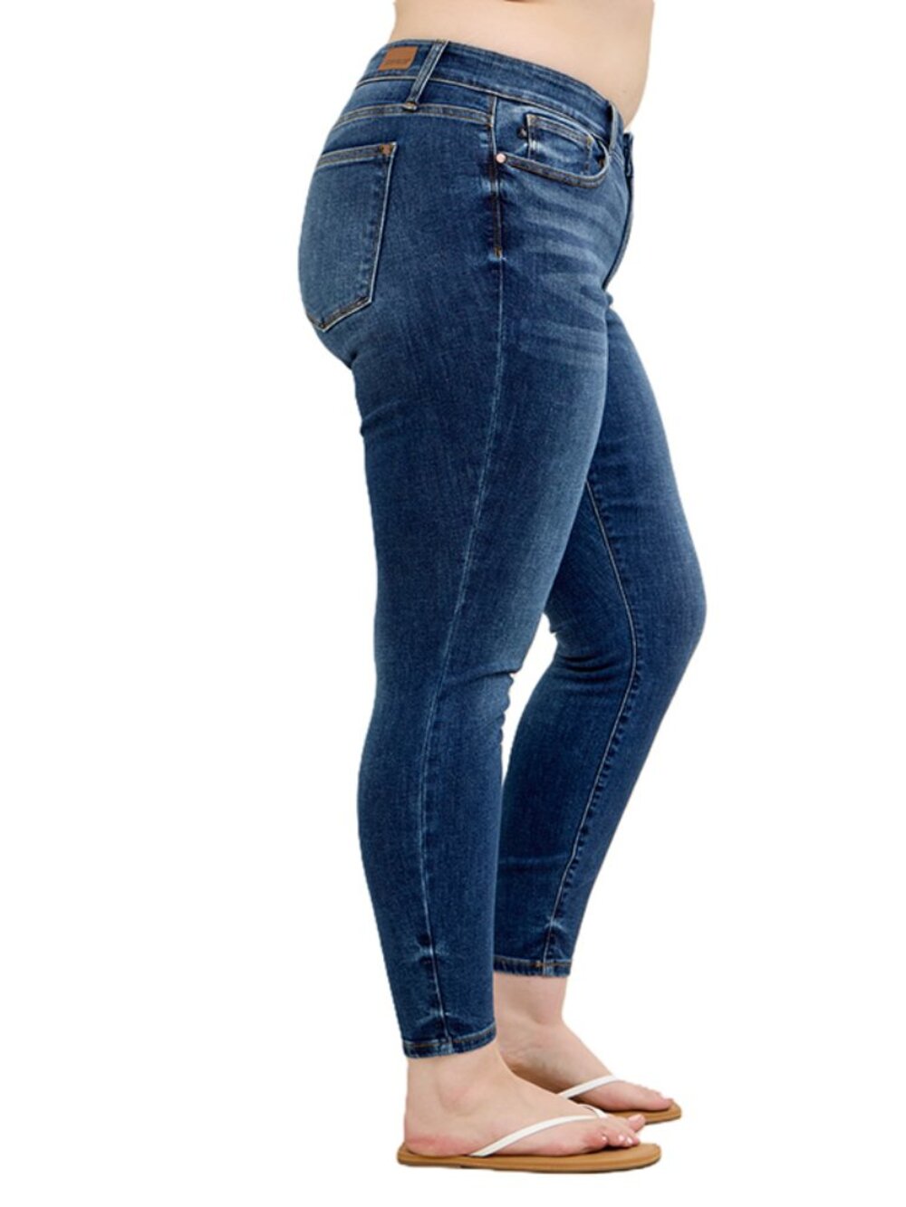 Judy Blue PLUS Hand sand wash basic skinny - Picture 4 of 6